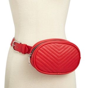 Chevron quilted Fanny pack Steve Madden